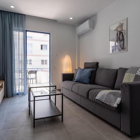 Odyssey - Captivating 2-Bedroom Retreat In Larnaca Eksteriør billede