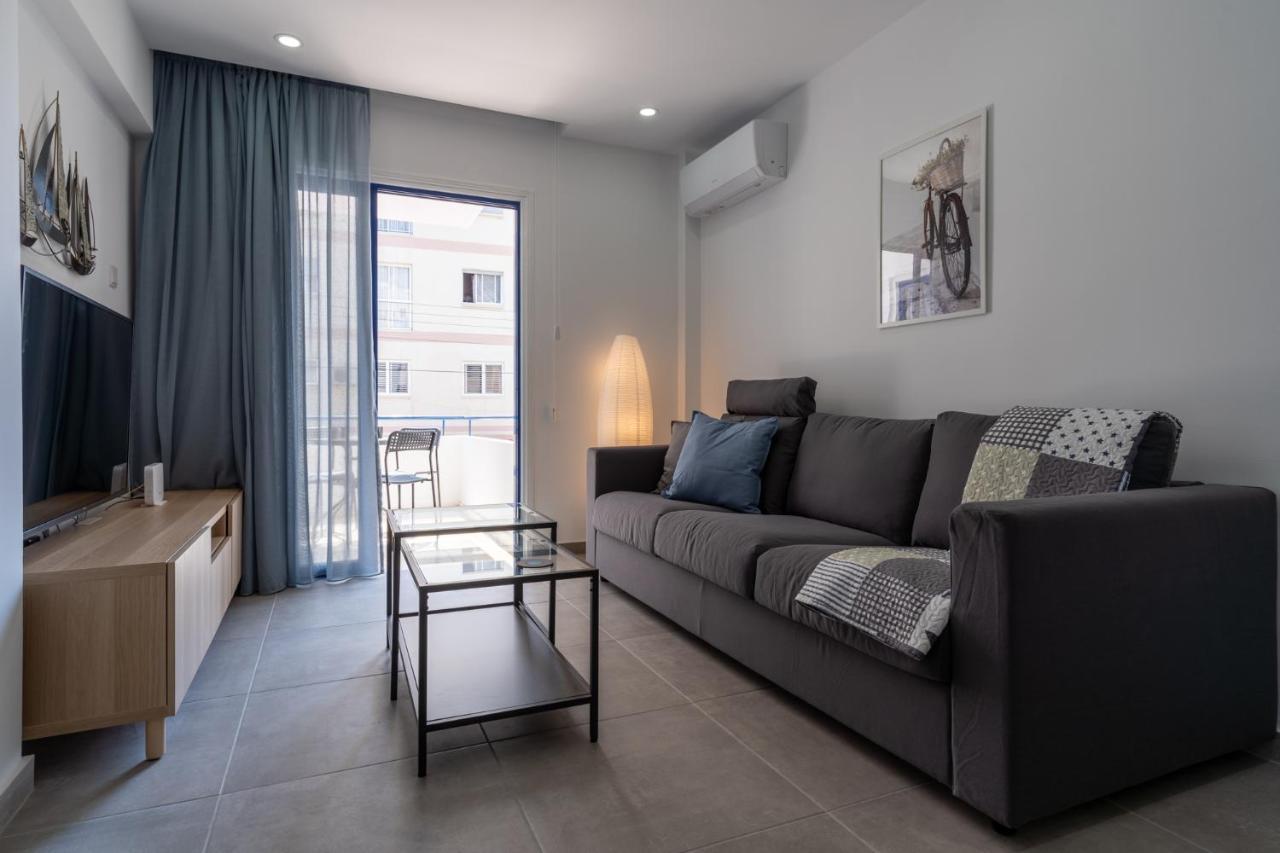 Odyssey - Captivating 2-Bedroom Retreat In Larnaca Eksteriør billede
