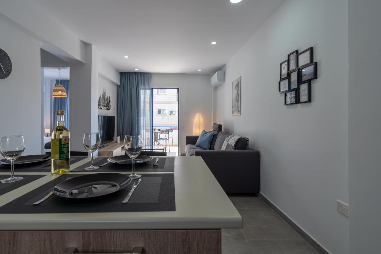 Odyssey - Captivating 2-Bedroom Retreat In Larnaca Eksteriør billede